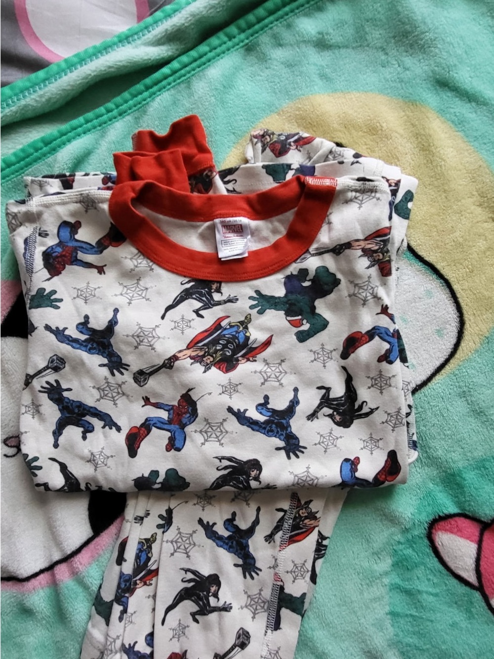 Hanna Andersson White Marvel Character Pajama Set with Red Trim